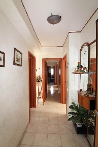 Foto Appartamento in VIA VIETRI, Lentini di 108 m² con 5 locali in vendita