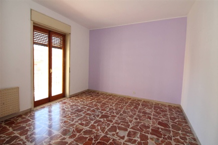 Foto Appartamento in VIA TERMINI, Lentini di 105 m² con 4 locali in vendita