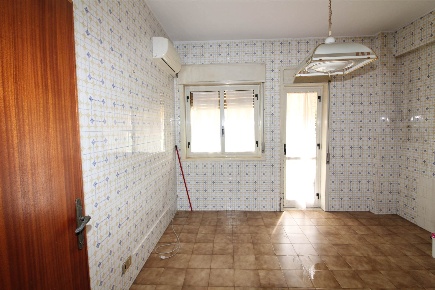 Foto Appartamento in VIA AGNONE, Lentini di 108 m² con 6 locali in vendita