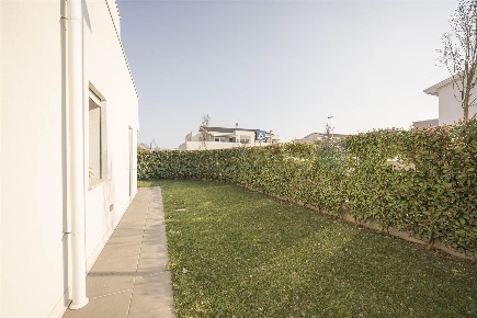 Foto Appartamento in VIA BACHELET 69, Vigonza Centro di 105 m² con 8 locali