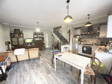 Foto Villa a schiera a Massarosa Bozzano, Quiesa di 120 m² con 5 locali