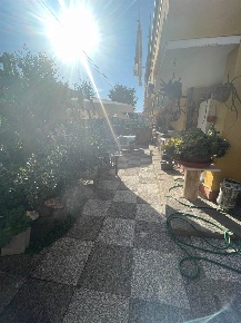 Foto Villa bifamiliare a Massarosa Massarosa Paese di 170 m² con 8 locali