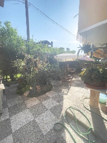 Foto Villa bifamiliare a Massarosa Massarosa Paese di 170 m² con 8 locali