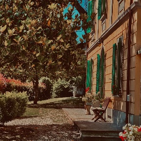 Foto Villa unifamiliare a Fucecchio Torre di 400 m² con 15 locali