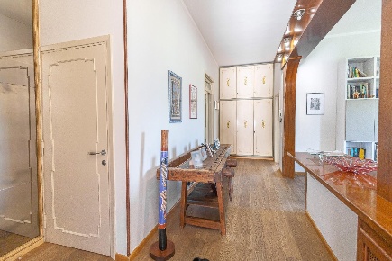 Foto Villa unifamiliare a Fucecchio Centro di 300 m² con 14 locali