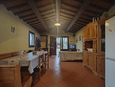 Foto Villa unifamiliare a Fucecchio Centro di 200 m² con 9 locali