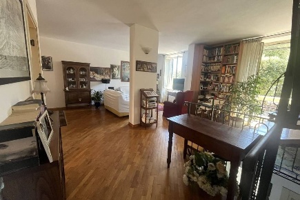 Foto Appartamento a Camaiore Lido di Camaiore di 130 m² con 7 locali