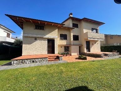 Foto Villa a Pietrasanta in vendita