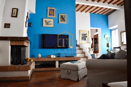 Foto Appartamento a Colle di Val d'Elsa Colle Bassa, Via Gramsci di 164 m²