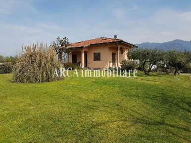 Foto Villa a Pietrasanta in vendita
