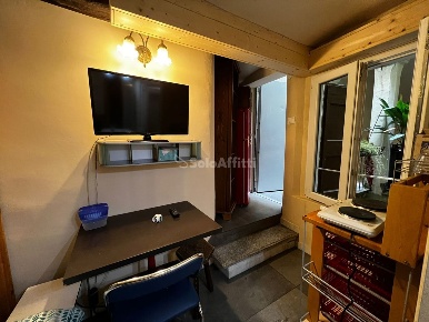 Foto Appartamento in Via Nicolò Cavallerini, Modena Centro Storico di 9 m²