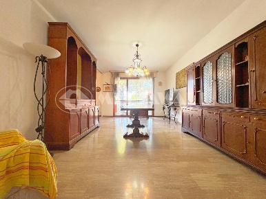 Foto Appartamento a Pordenone Centro Storico di 135 m² con 7 locali