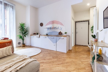 Foto Appartamento in Via Jacopino Da Tradate, Milano Certosa di 93 m²