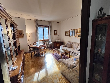 Foto Appartamento a Alessandria Piazza Genova di 115 m² con 4 locali