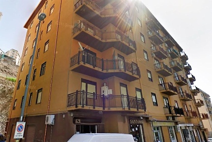 Foto Appartamento in Dante, Agrigento di 84 m² con 5 locali in vendita