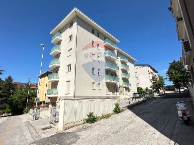 Foto Appartamento in Via Filomusi Guelfi, L'Aquila in vendita