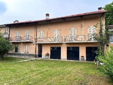 Foto Appartamento in Via Balzetto 14, Pinerolo in vendita