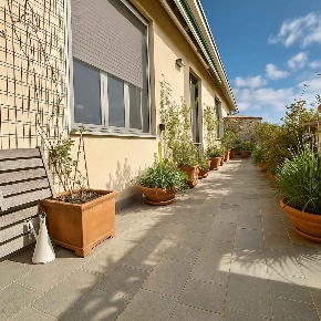 Foto Appartamento a Pisa Stazione Centrale di 145 m² con 7 locali