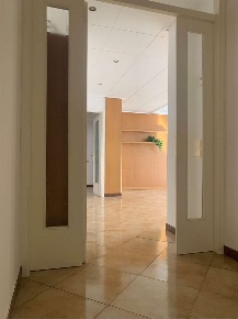 Foto Appartamento in via Curiel, Pesaro Centro Storico di 123 m² in vendita