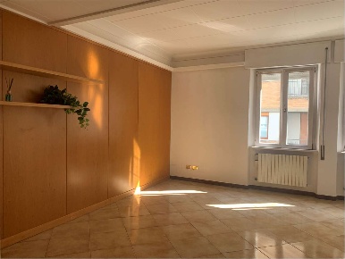 Foto Appartamento in via Curiel, Pesaro Centro Storico di 123 m² in vendita