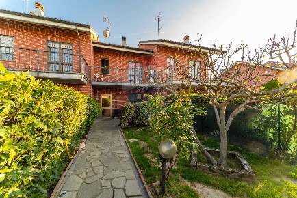 Foto Villa a schiera in Via Borgata Tetti Piatti, Moncalieri di 168 m²