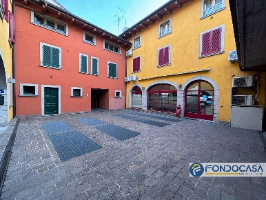 Foto Appartamento a Palazzolo sull'Oglio Centro di 94 m² con 3 locali