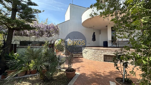 Foto Villa unifamiliare in Strada Comunale Scamardella, Castellana Grotte