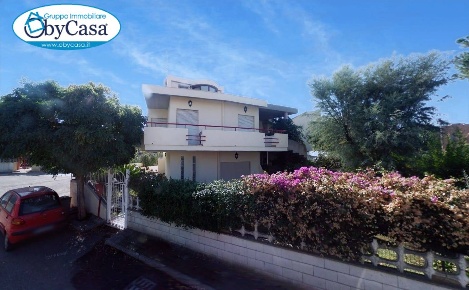 Foto Villa singola a Santa Marinella di 220 m² con 5 locali in vendita