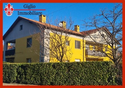 Foto Appartamento in Via Carlo Rossini, Tradate in vendita
