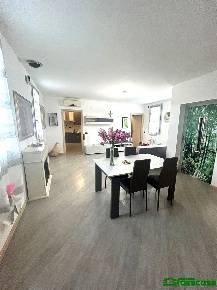 Foto Appartamento in Via Sant'Ambrogio, Melzo di 220 m² con 4 locali