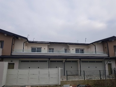 Foto Appartamento a Cassano d'Adda di 122 m² con 4 locali in vendita