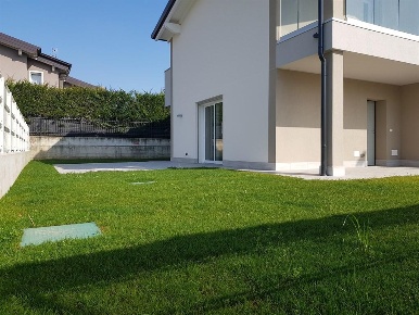 Foto Villa a schiera a Cassano d'Adda di 181 m² con 4 locali in vendita