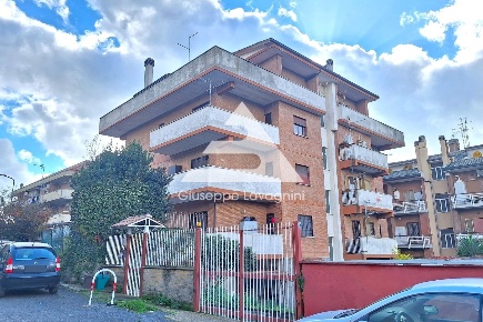 Foto Appartamento in via Giuseppe Lugli 4, Ariccia in vendita