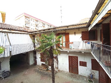 Foto Appartamento in Via Felice Cavallotti 82, Valenza Centro di 79 m²