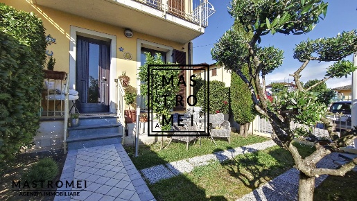 Foto Villa in Via Lucchese, Pescia in vendita