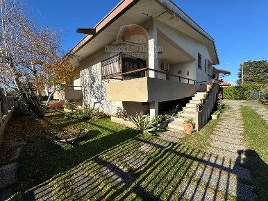 Foto Villa a Adria in vendita