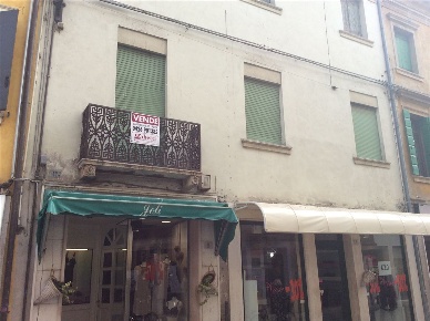Foto Appartamento in Via ADRIA Via Chieppara 59, Adria Centro di 120 m²