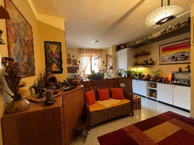 Foto Appartamento in Via Guglielmo della Valle 10, Siena di 67 m²