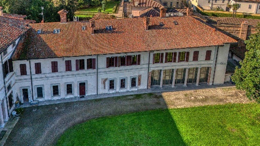 Foto Appartamento in Piazza del Popolo 11, Corbetta Centro di 384 m²