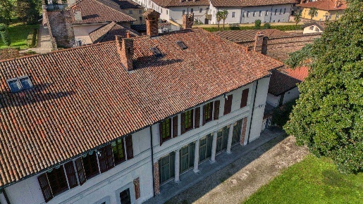 Foto Appartamento in Piazza del Popolo 11, Corbetta Centro di 384 m²