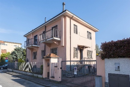 Foto Appartamento in VIA CREMONA 36, Melzo di 95 m² con 3 locali in vendita