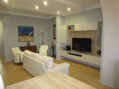 Foto Appartamento in Via Giosuè Carducci 2, Calenzano Centro di 70 m²