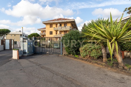 Foto Appartamento in Via Giovanni Guglielmino 74, Tremestieri Etneo Centro