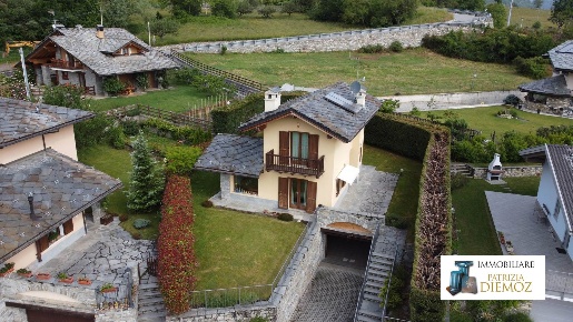 Foto Villa in Fr. Excenex, Aosta in vendita