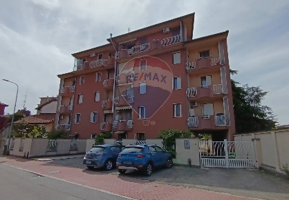 Foto Appartamento in Via Madonna delle Grazie, Trecate Centro di 104 m²