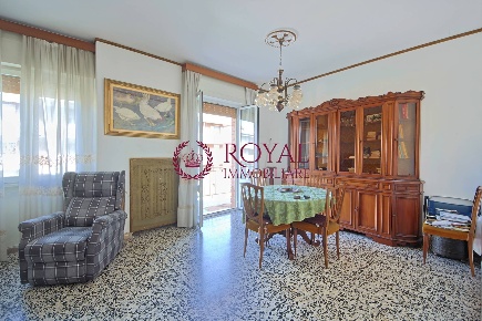 Foto Appartamento in Via Masaccio, Livorno Stadio di 130 m² con 4 locali