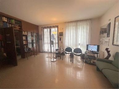 Foto Ufficio a Verona di 15 m² con 3 locali in affitto