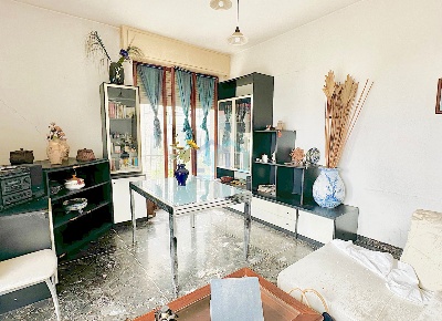Foto Appartamento in via nostra signora degli angeli  3, Savona di 102 m²