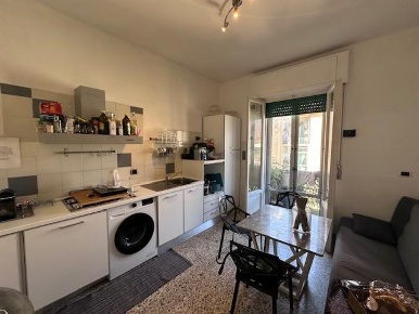 Foto Appartamento a Pisa Stazione Centrale di 114 m² con 5 locali