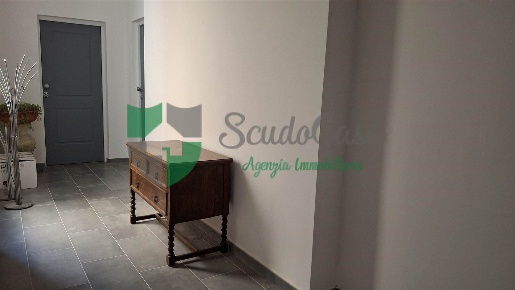 Foto Appartamento a Firenze Campo di Marte di 80 m² con 4 locali in vendita